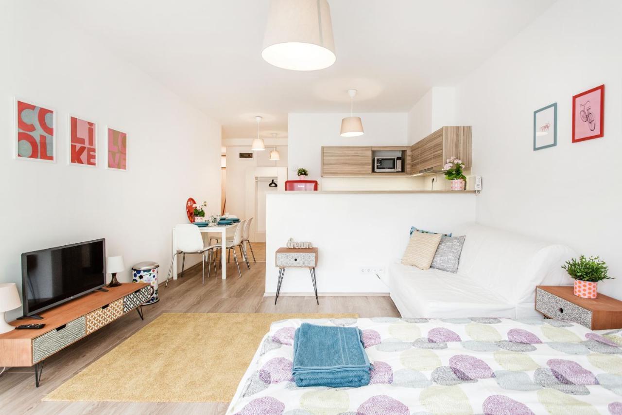 The Downtown Chill Appartement Boedapest Buitenkant foto